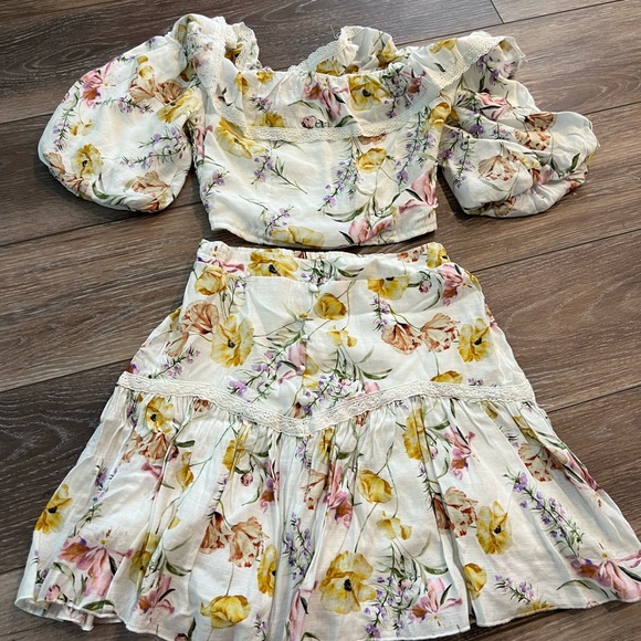 Red Dress Boutique Two Piece Set - Picture 2 of 3